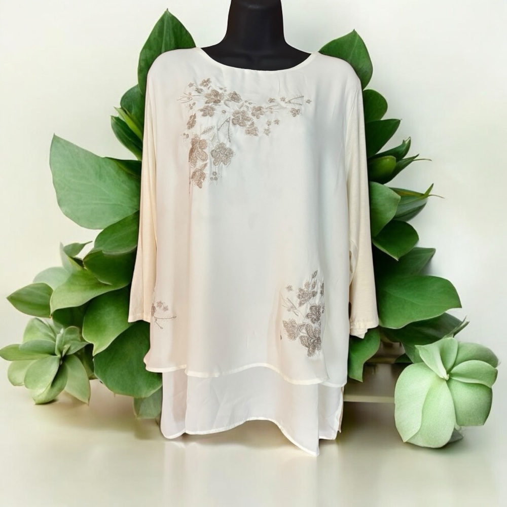 DG2 by Diane Gilman Cream Asymmetrical 3/4 Sleeve Blouse
